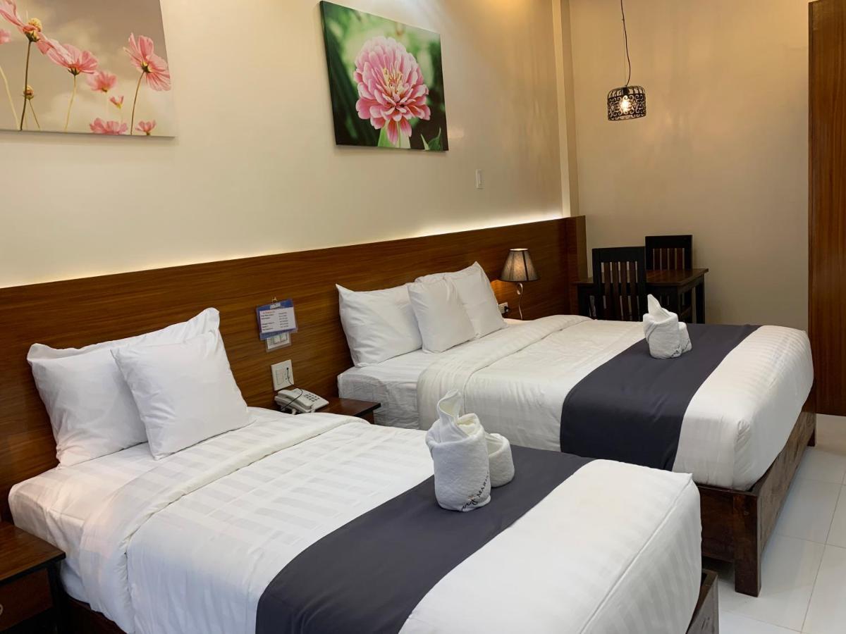 Villa Mj Maristela Beach Resort Lemery Екстер'єр фото